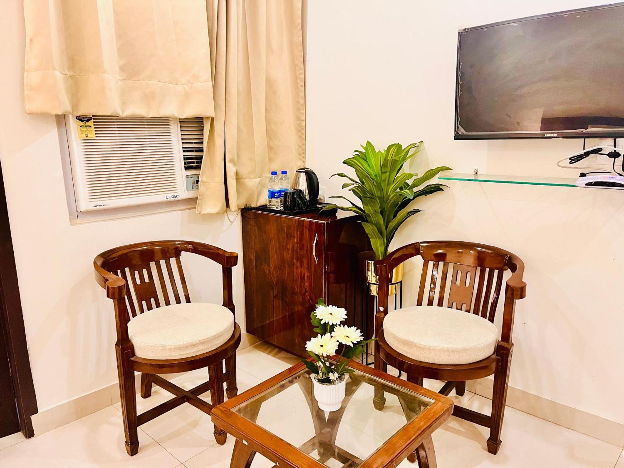 فندق Sampat Royal Cafe دلهي المظهر الخارجي الصورة